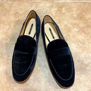 Zara Basic Velvet Loafers